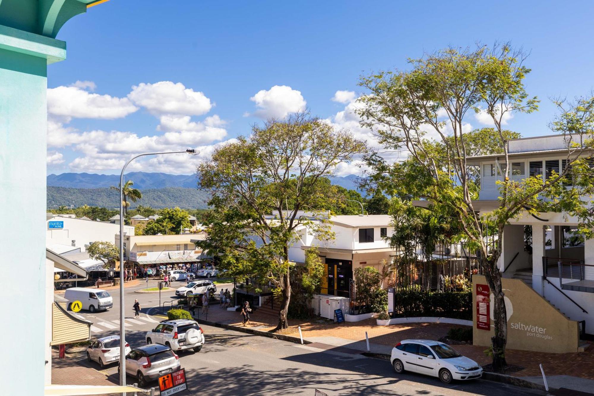 Casa Papaya Adults Only Apartment Port Douglas Exteriör bild